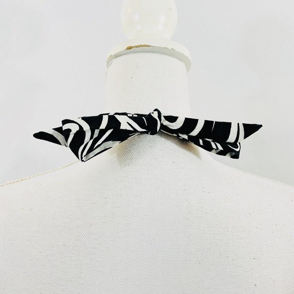 Signature by Robbie Bee Black & White Swirl Halter Style Dress ~ SIze 12 / Med - Picture 4 of 8